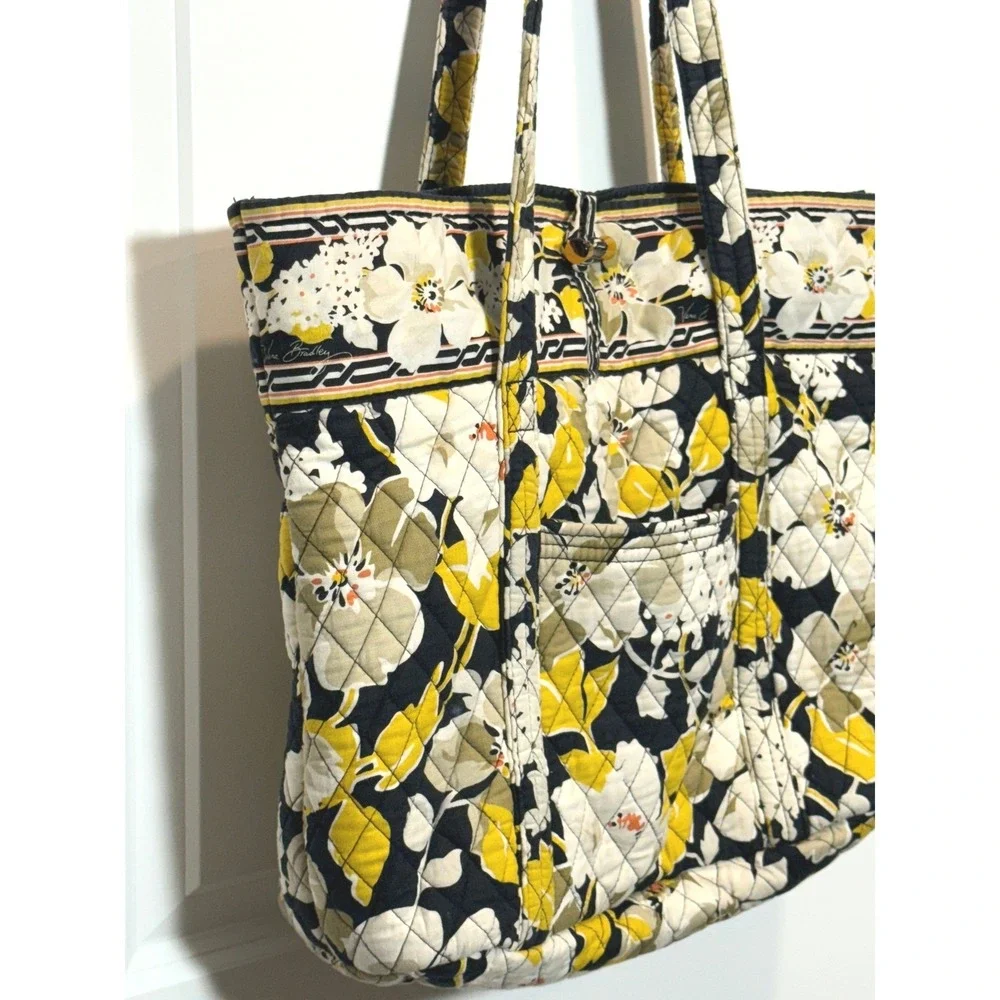 Vera Bradley Quilted‎ Tote Bag Floral Print Yellow White Black Shoulder Bag